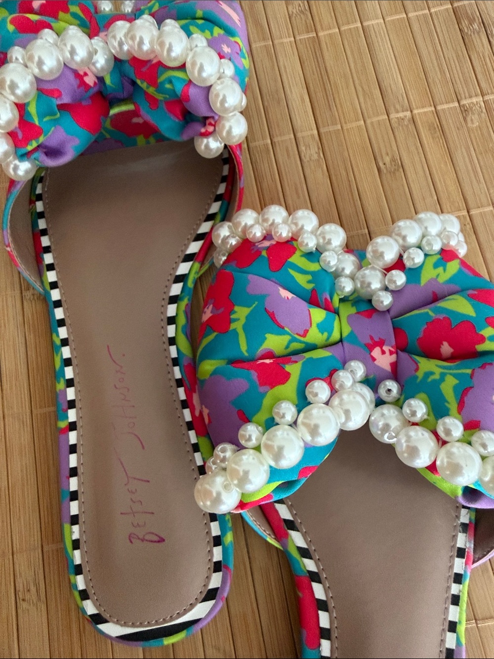 Betsey Johnson Liah Slide Sandal Bright Satin Multi - Picture 3 of 8